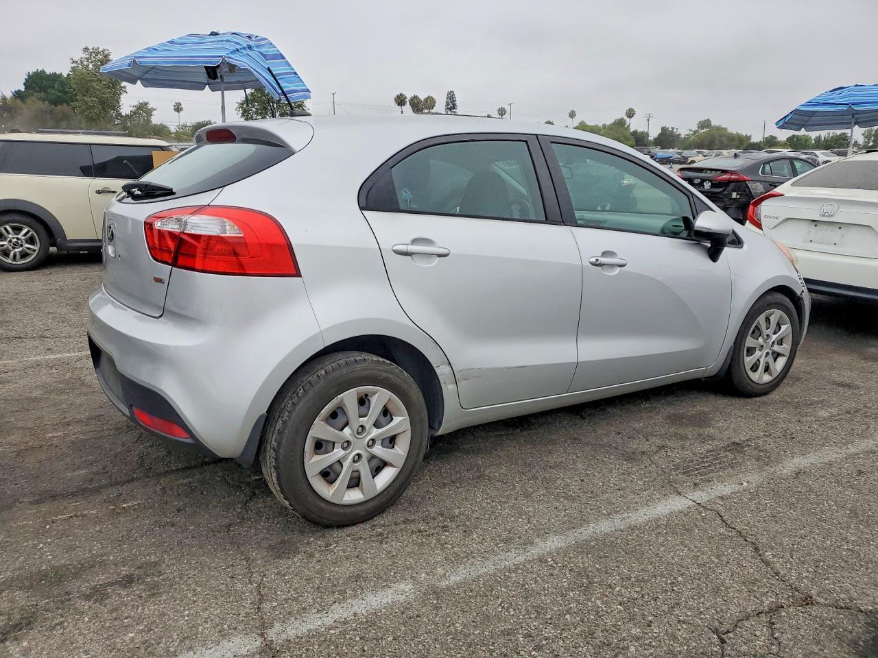 2015 Kia Rio 5-Door Lx - Фото 3