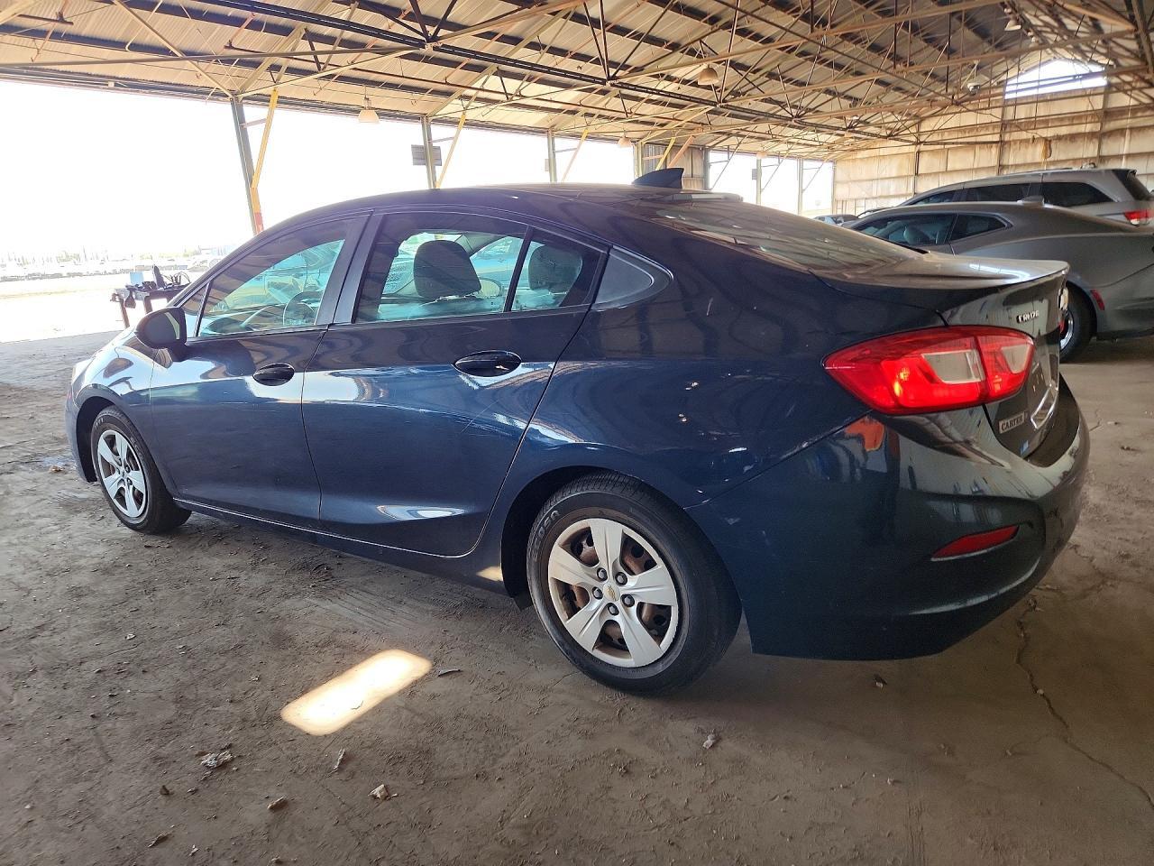 2016 Chevrolet Cruze Ls - Image 2