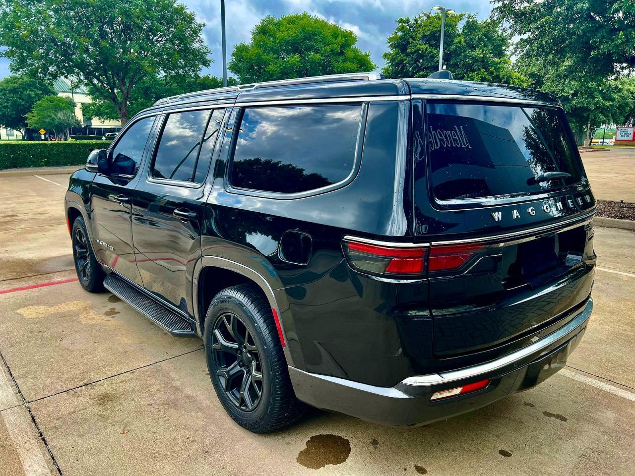 2022 Jeep Wagoneer Series I - Image 3