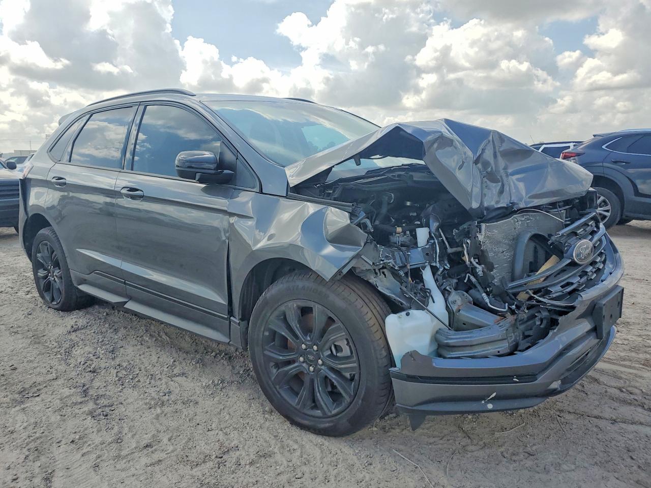2023 Ford Edge Limited - Фото 4