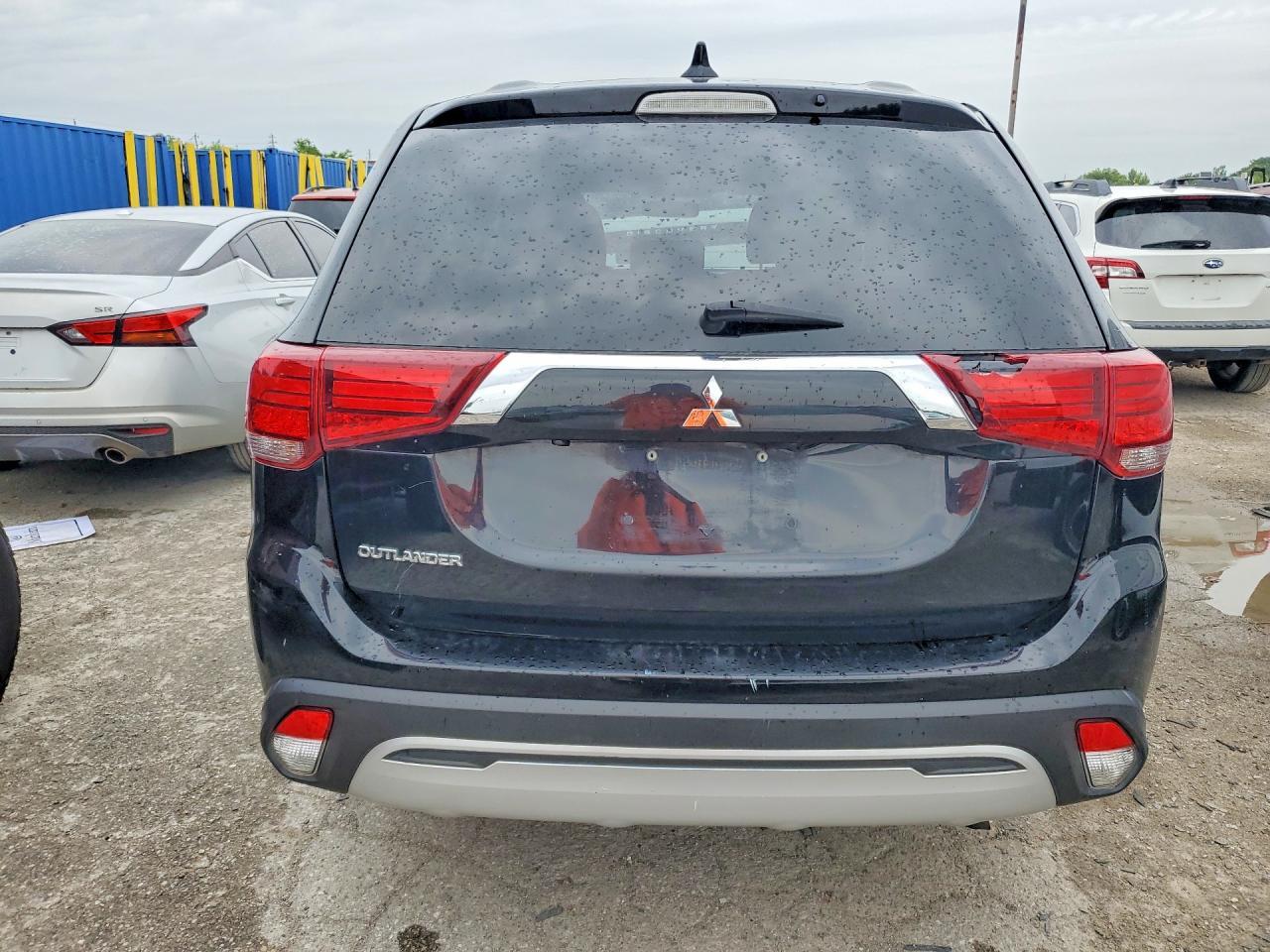 2020 Mitsubishi Outlander Es - Фото 6