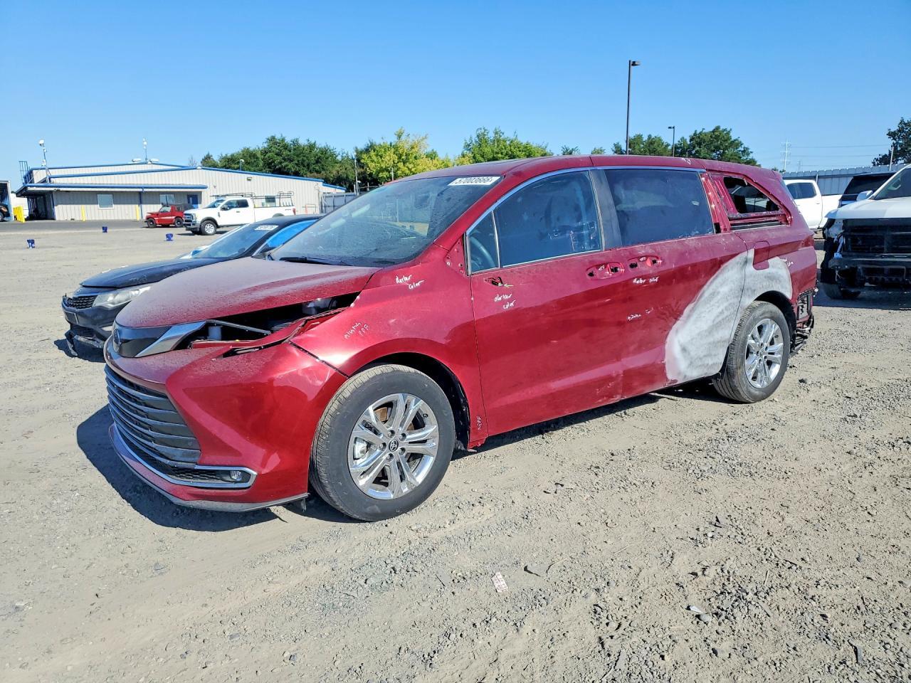 2024 Toyota Sienna Platinum 7-Passenger