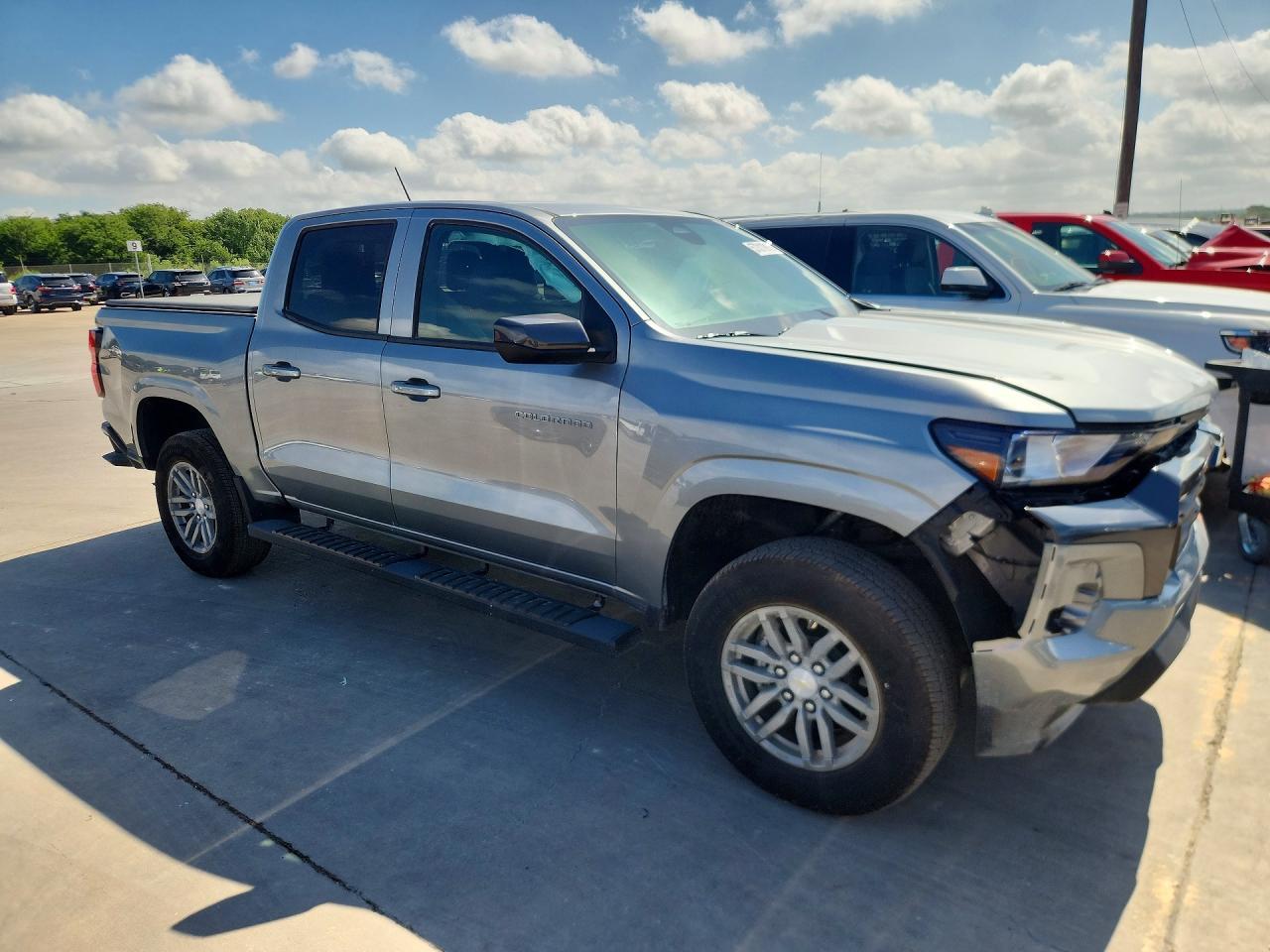 2025 Chevrolet Colorado Lt - Image 4