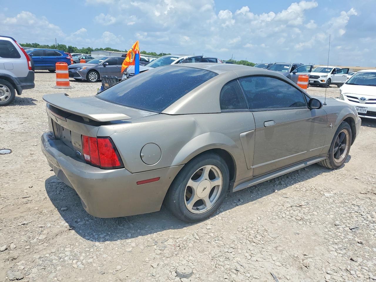 2001 Ford Mustang - Image 3