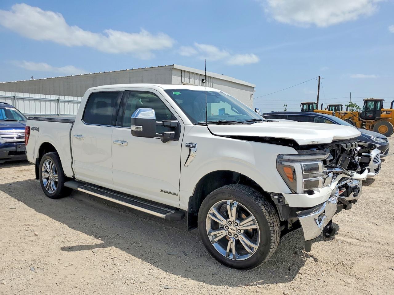 2025 Ford F150 Lariat - Image 4