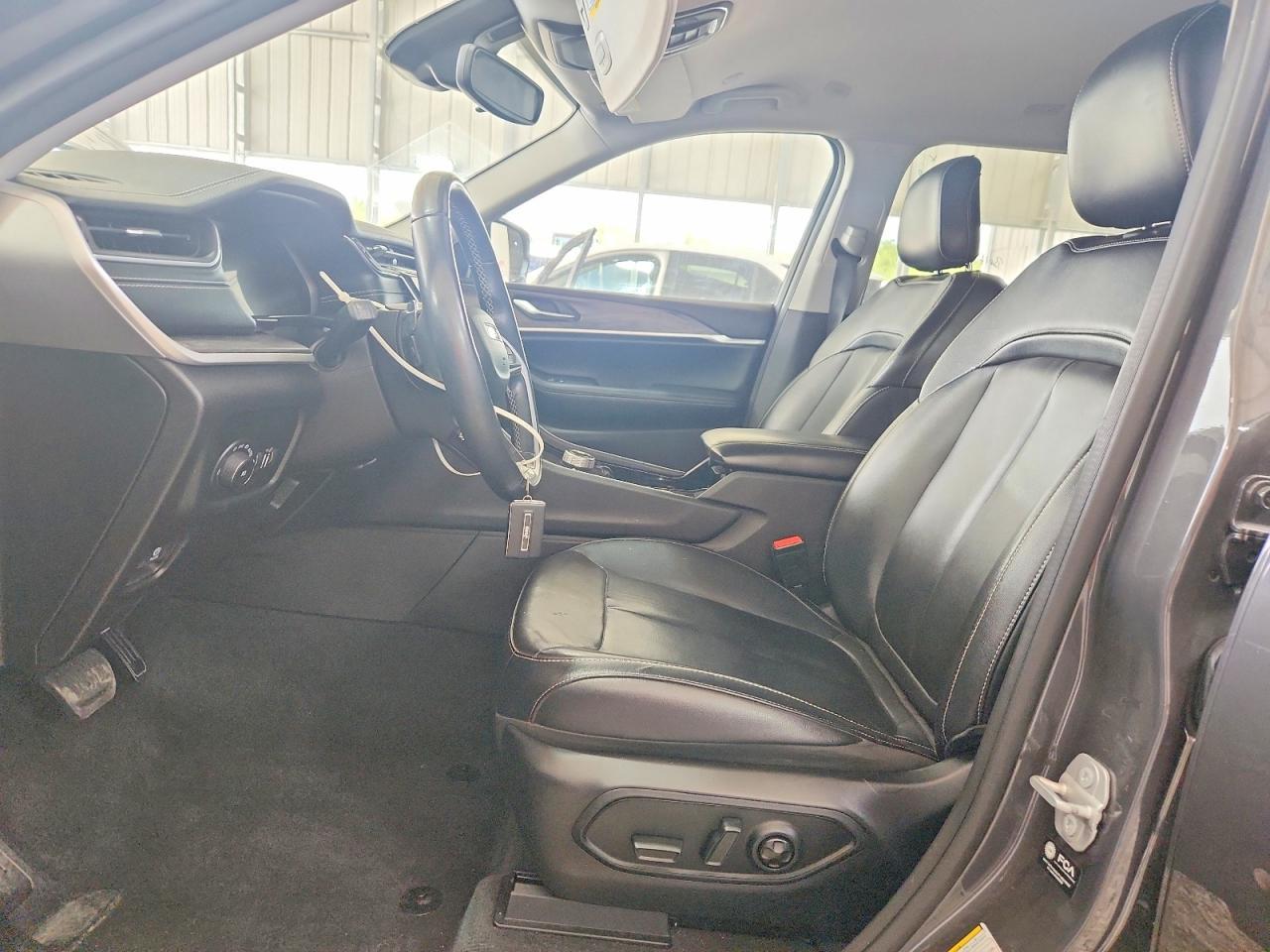 2022 Jeep Grand Cherokee L Limited - Image 7