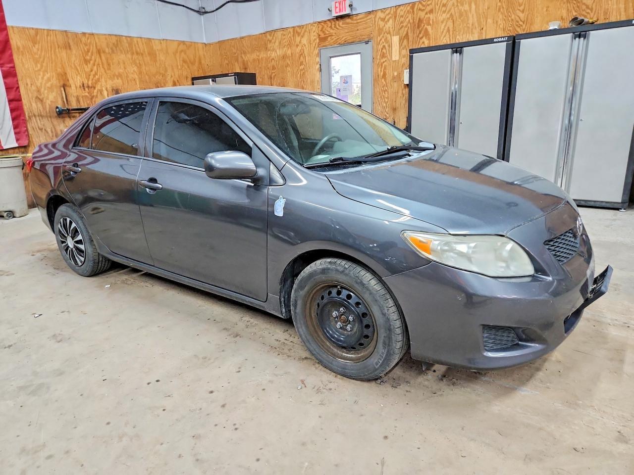 2010 Toyota Corolla Le - Фото 4