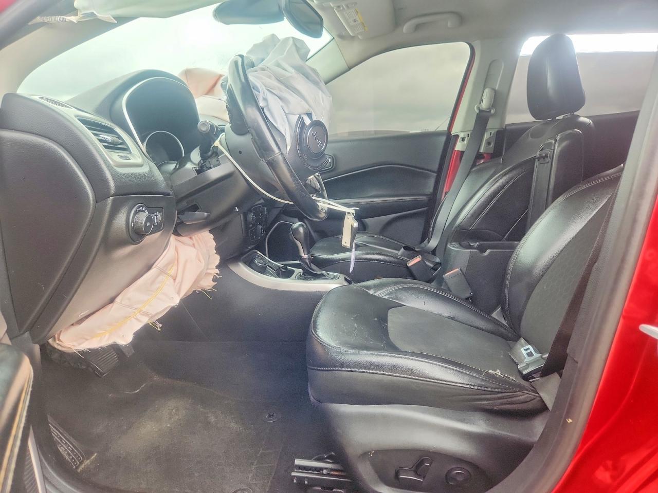 2018 Jeep Compass Latitude - Image 7