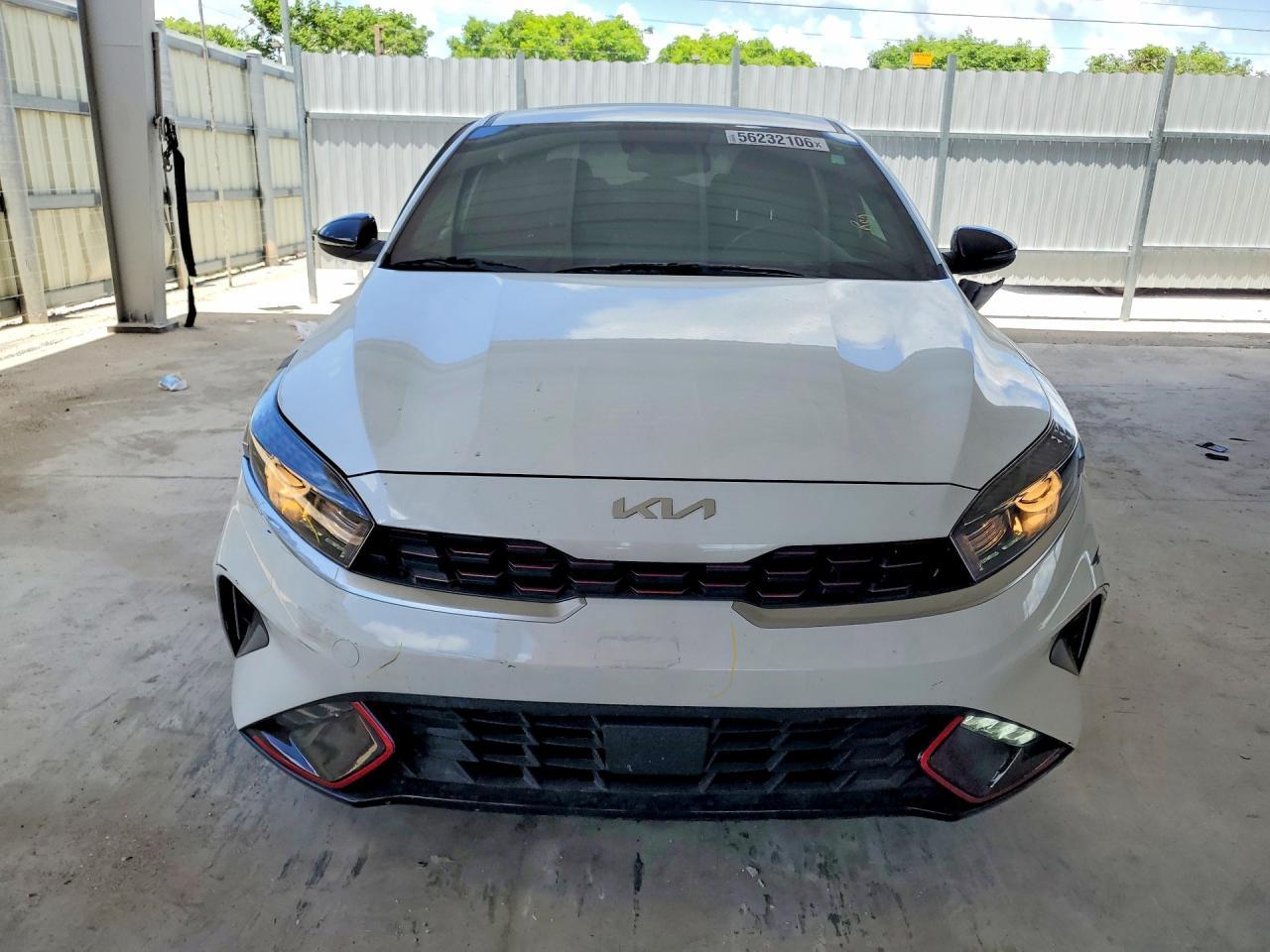 2024 Kia Forte Gt Line - Фото 5