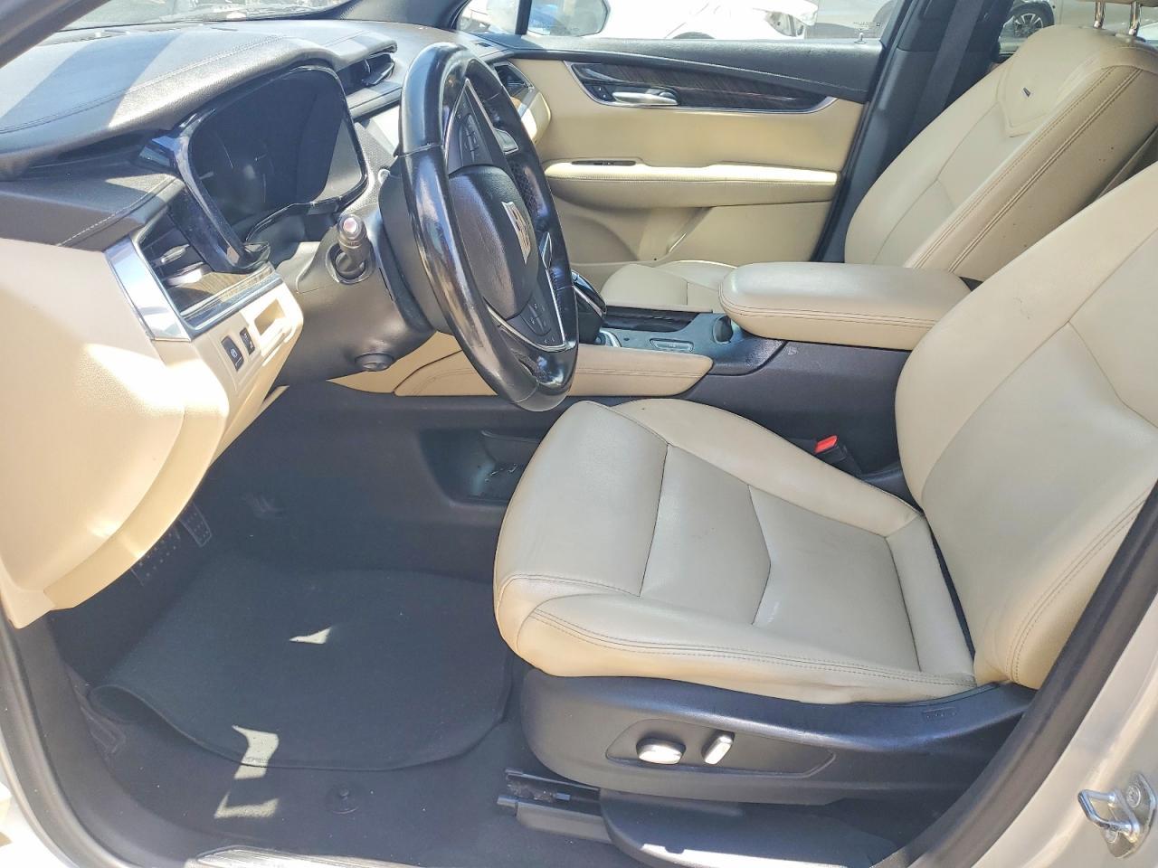 2019 Cadillac Xt5 - Image 7