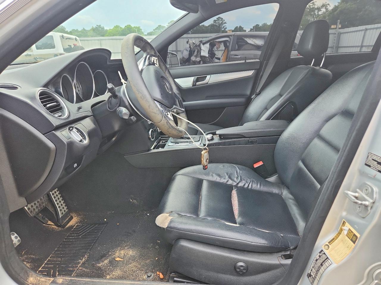 2012 Mercedes-Benz C 250 - Фото 7