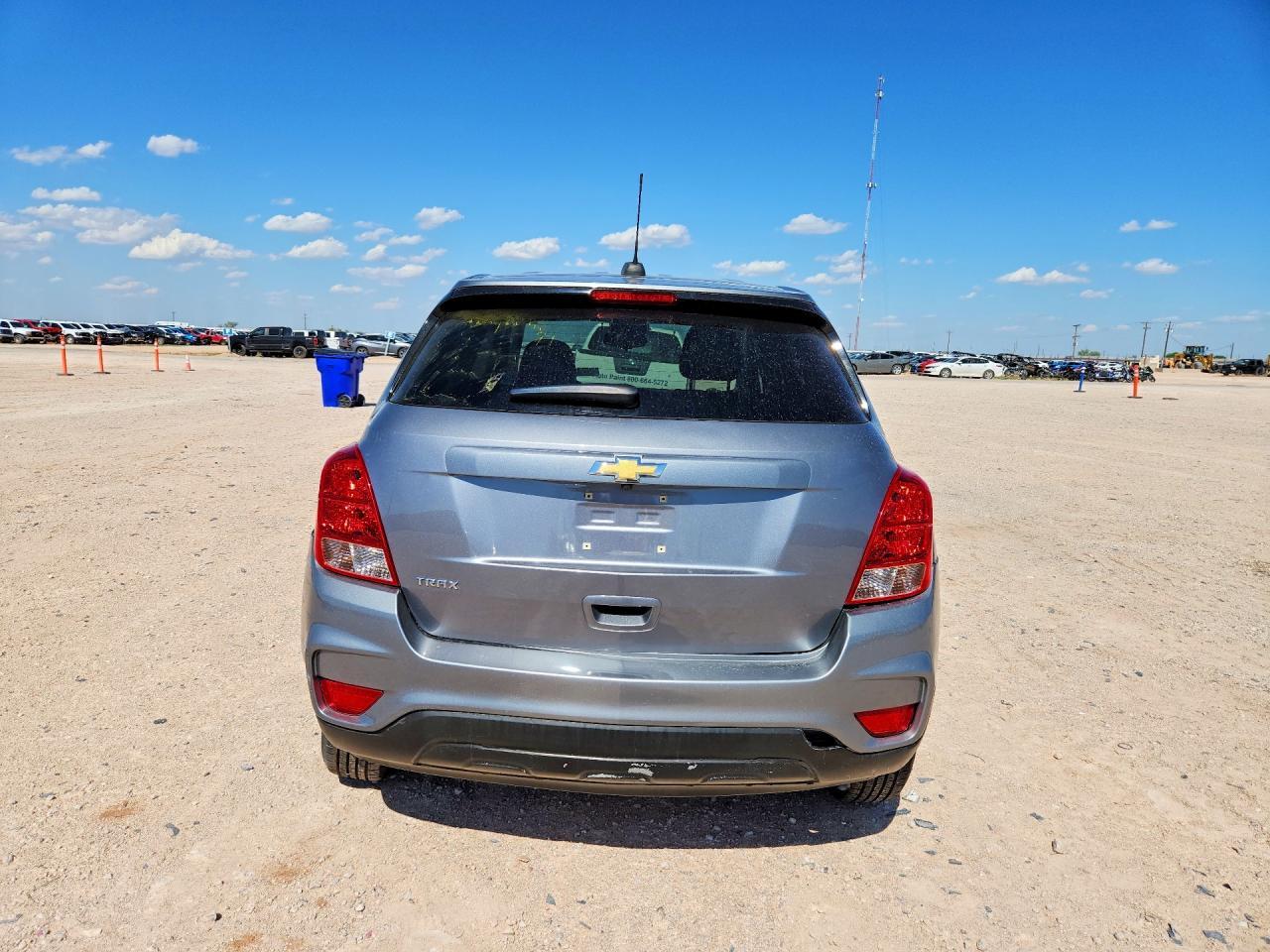 2020 Chevrolet Trax Ls - Image 6