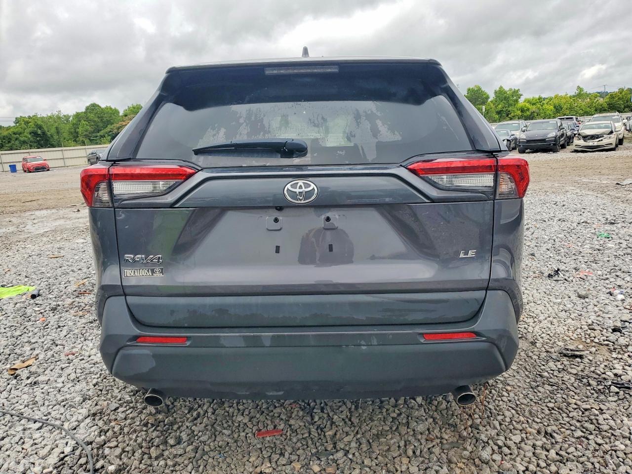 2025 Toyota Rav4 Le - Image 6