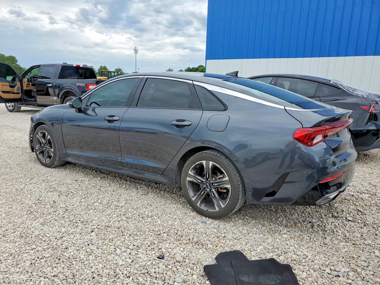 2021 Kia K5 Ex - Image 2