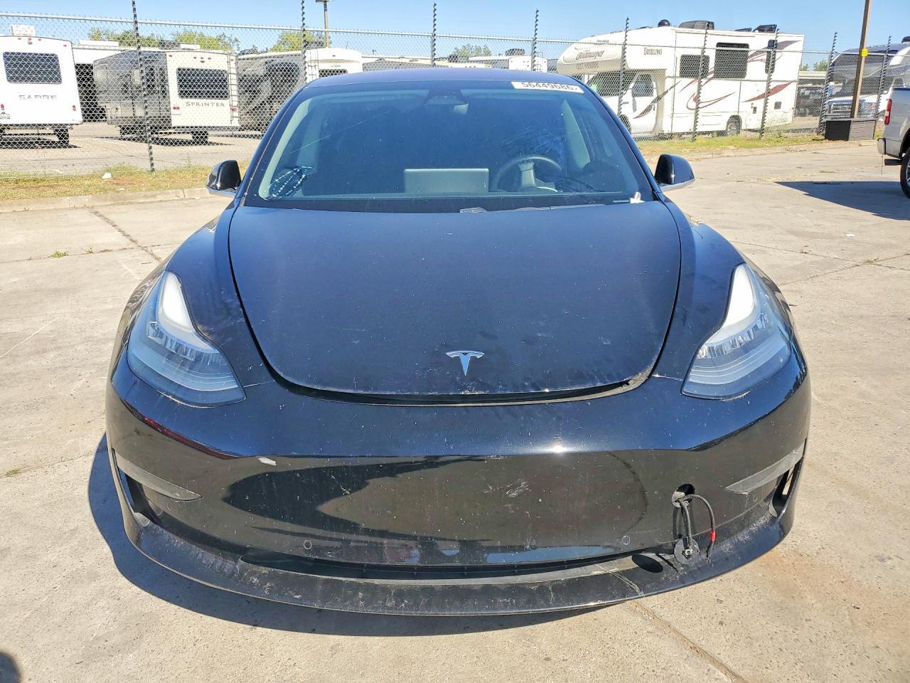 2018 Tesla Model 3 - Фото 5