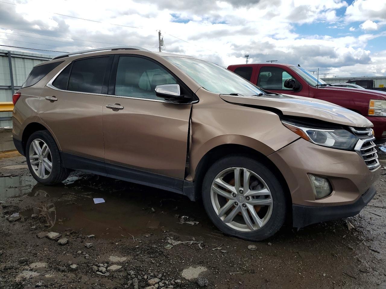 2019 Chevrolet Equinox Premier - Image 4