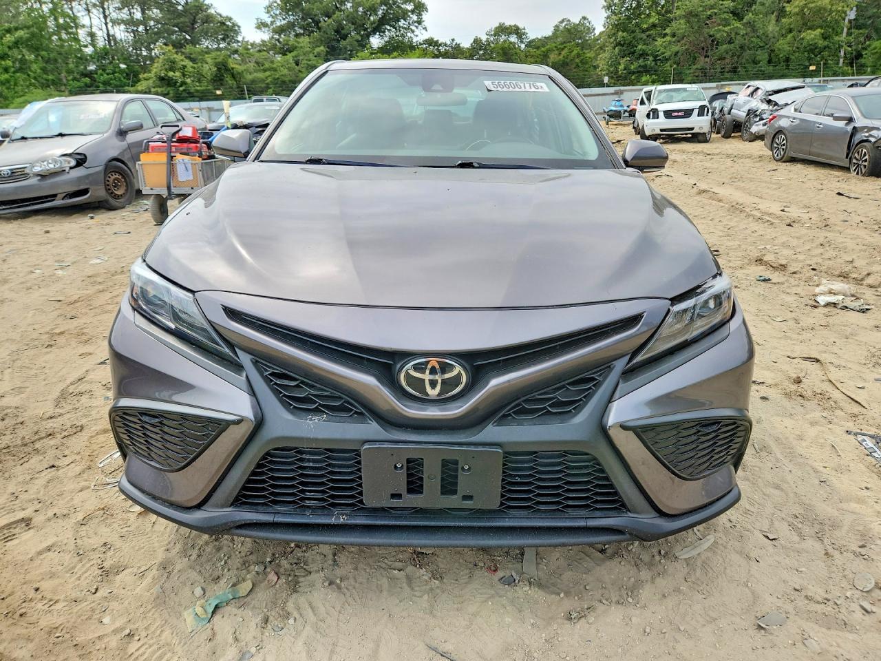 2022 Toyota Camry - Фото 5