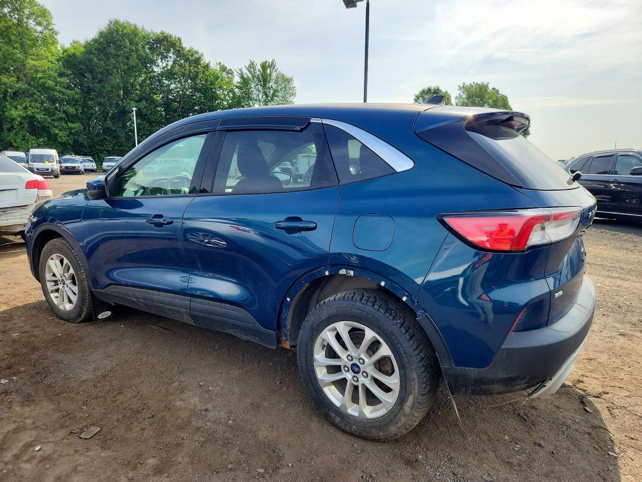 2020 Ford Escape Se - Фото 2