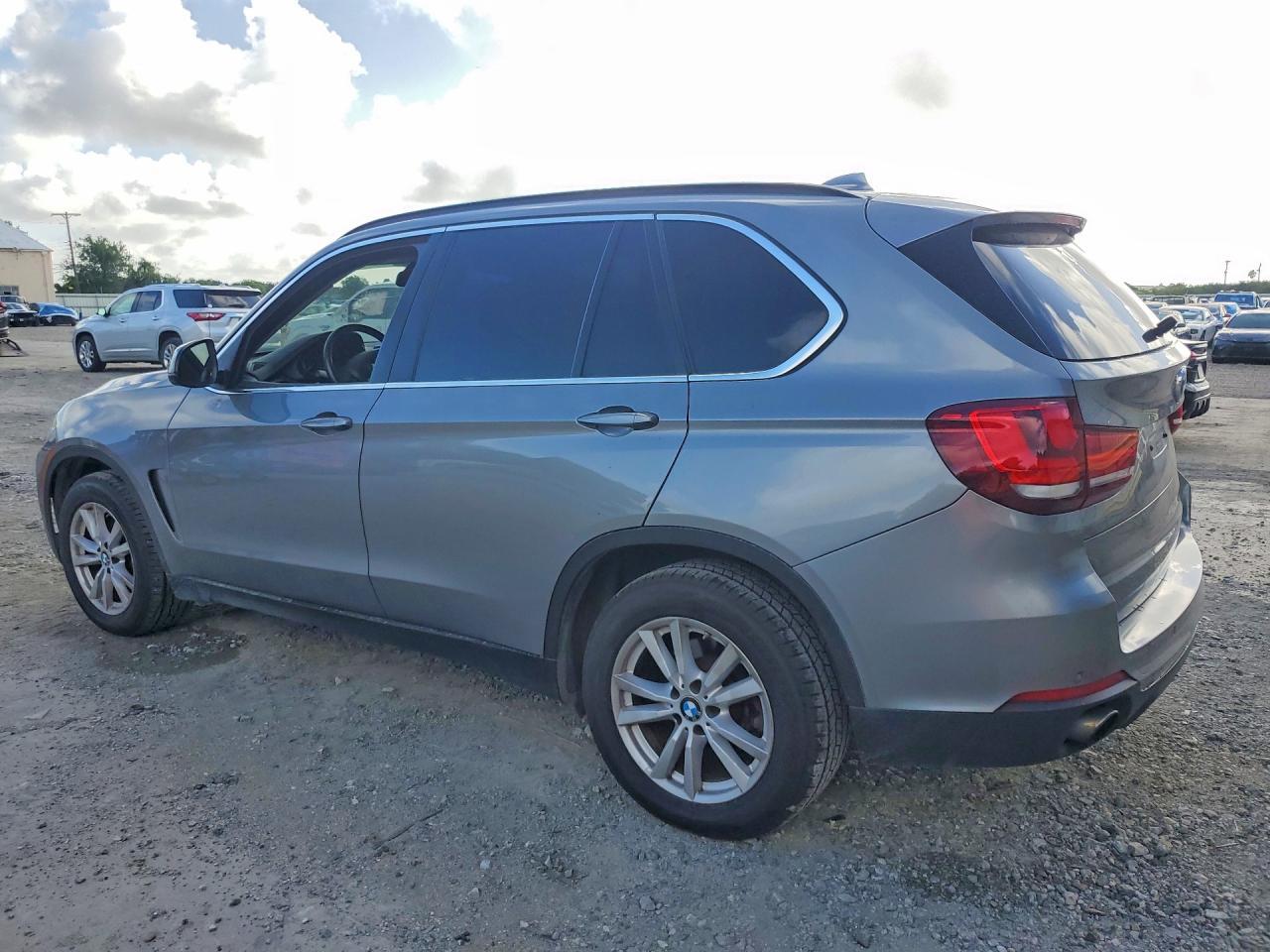 2014 BMW X5 xDrive35I - Image 2