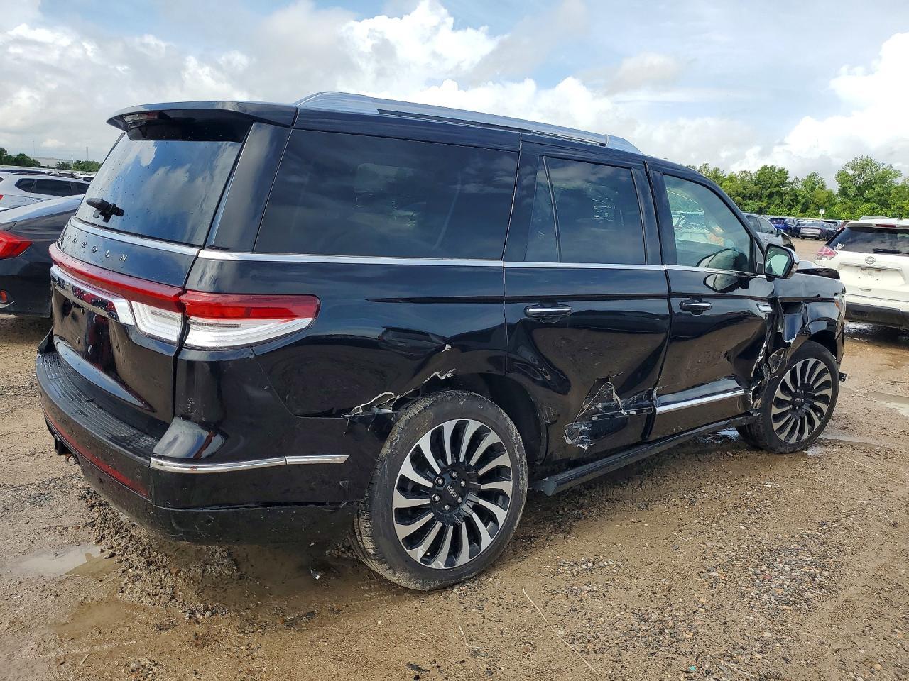 2024 Lincoln Navigator Black Label - Image 3