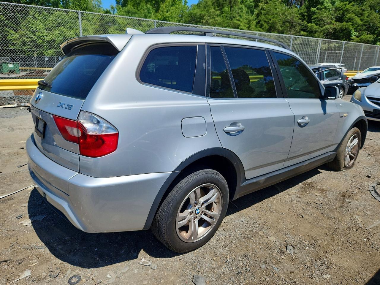 2006 BMW X3 3.0I - Фото 3