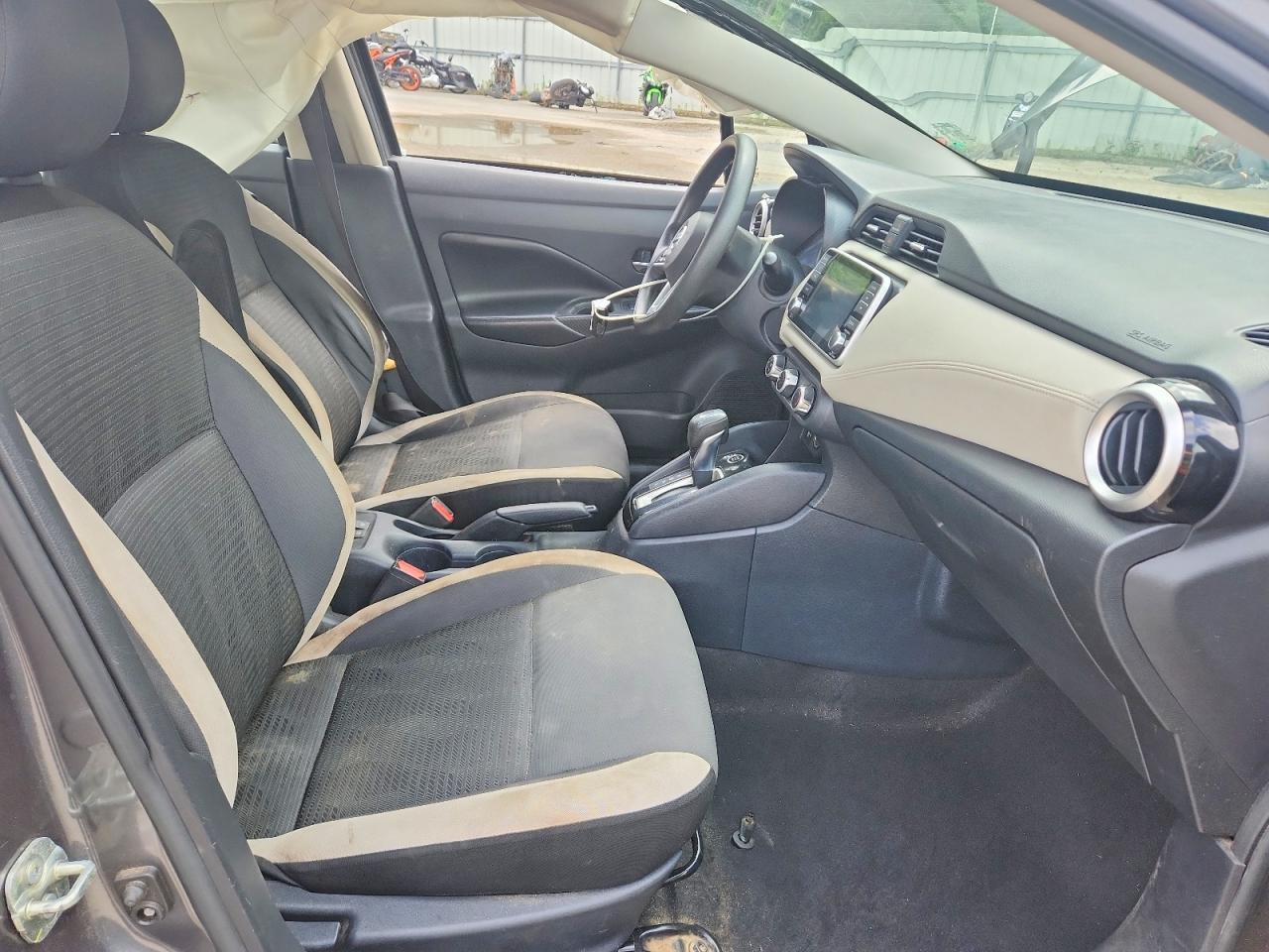 2020 Nissan Versa Sv - Фото 7