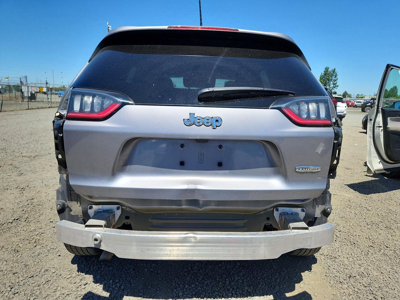 2019 Jeep Cherokee Latitude - Image 6