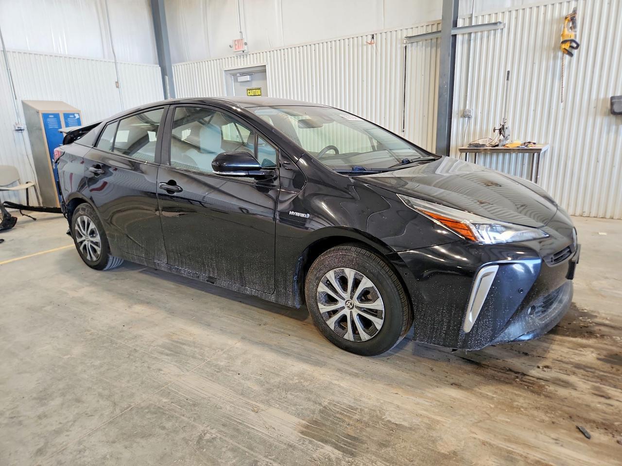 2019 Toyota Prius Le Awd-E - Фото 4