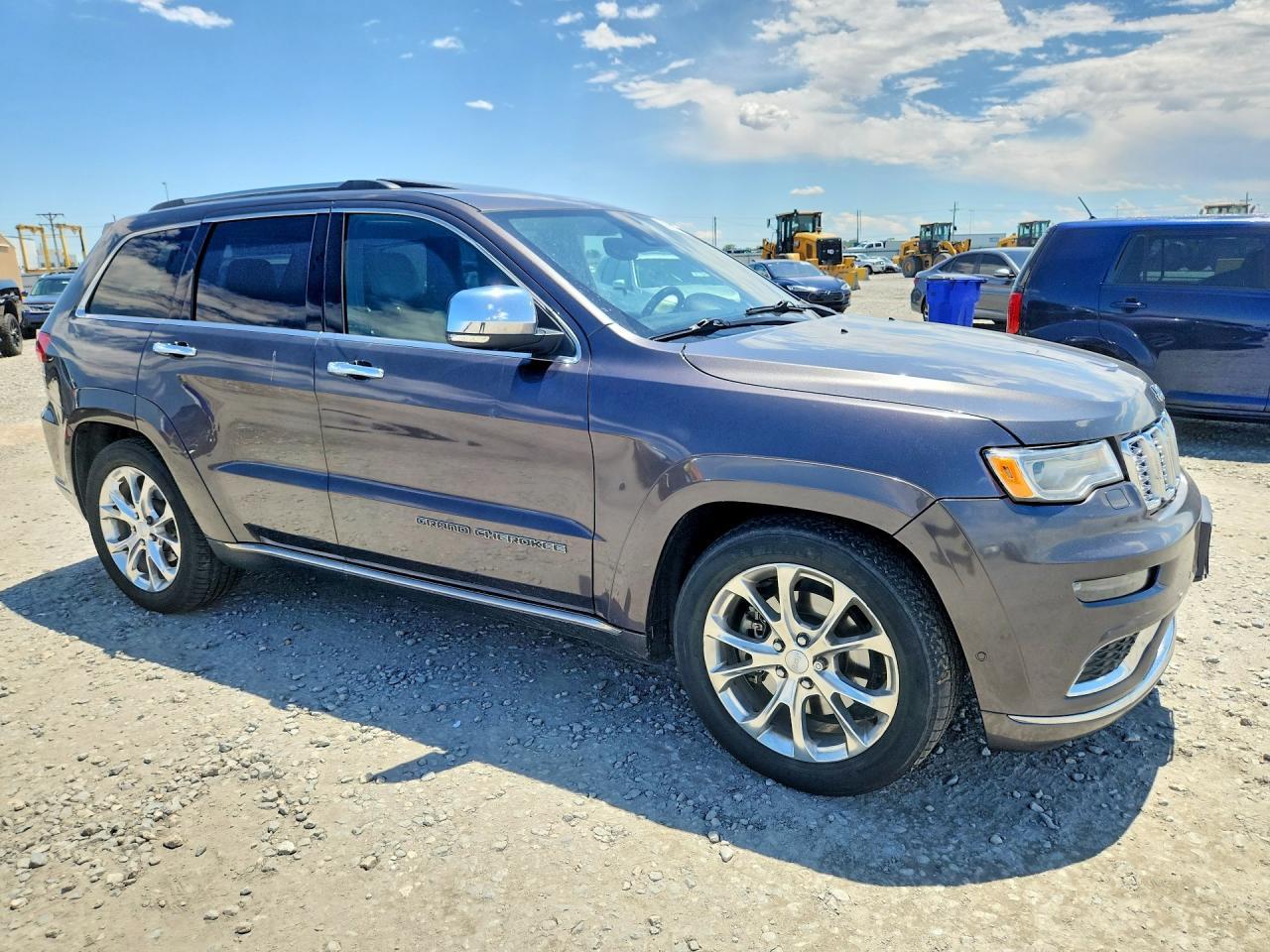 2019 Jeep Grand Cherokee Summit - Image 4