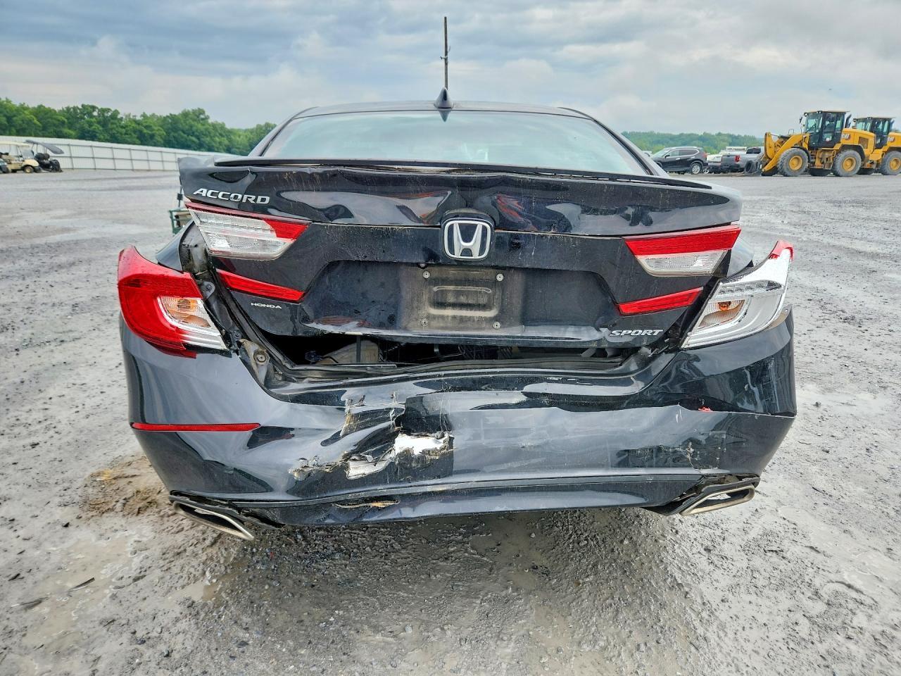2020 Honda Accord Sport - Image 6