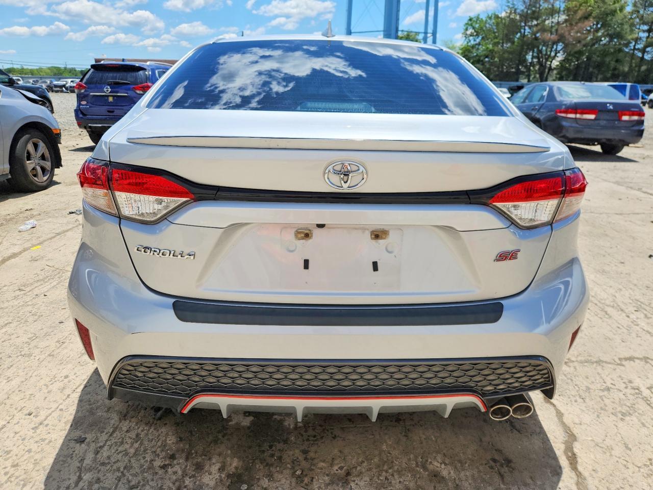 2020 Toyota Corolla Se - Фото 6