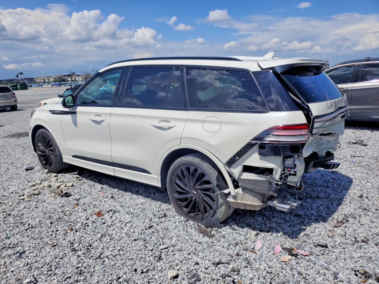 2023 Lincoln Aviator Reserve - Фото 2