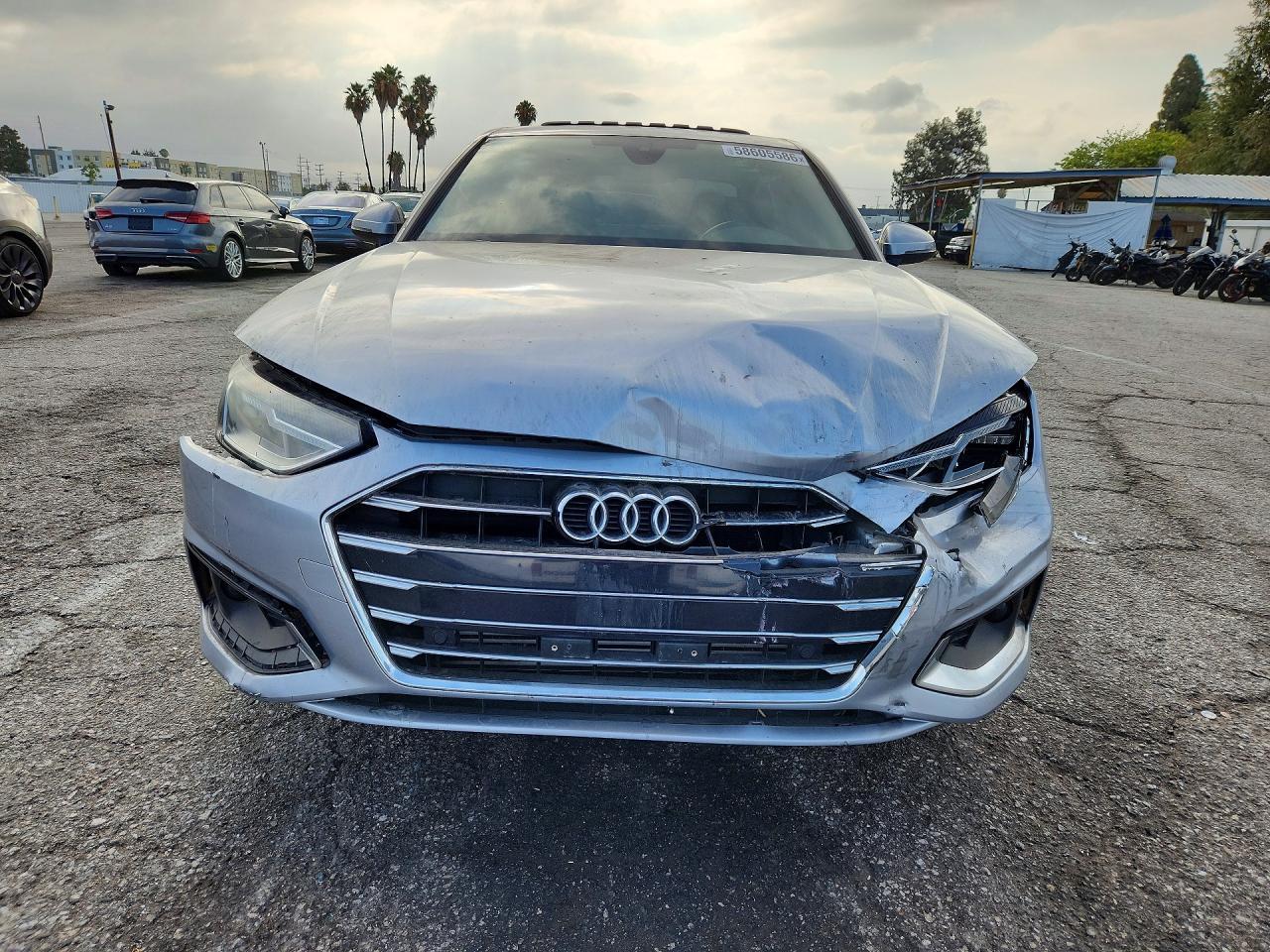 2020 Audi A4 Premium - Фото 5