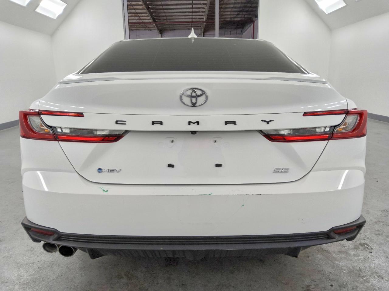 2025 Toyota Camry Se - Фото 6