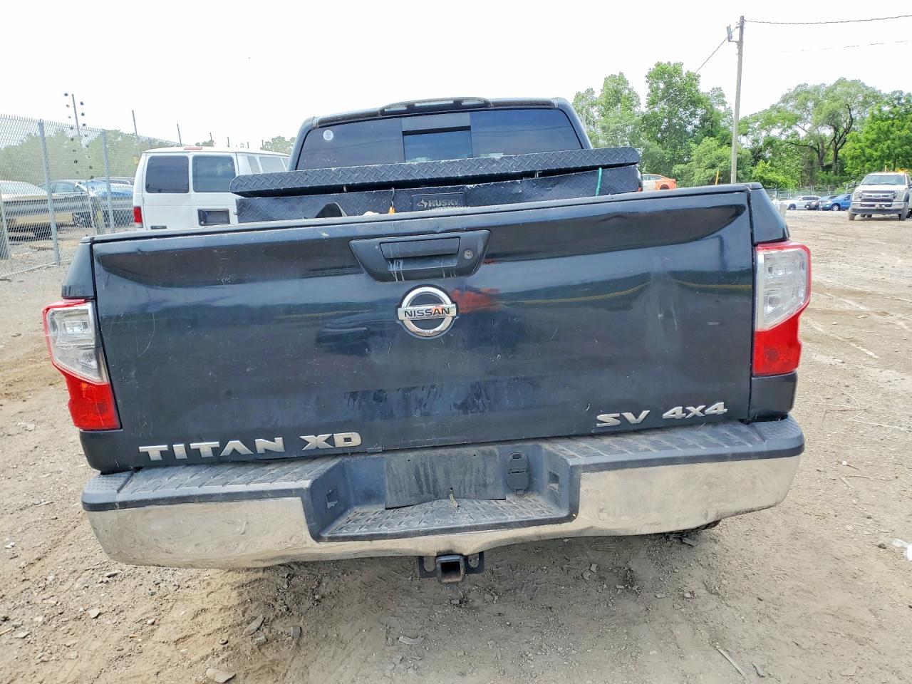 2017 Nissan Titan Xd Sv - Image 6