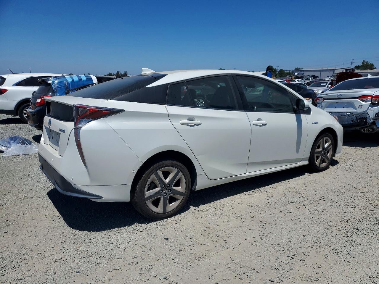 2018 Toyota Prius Three Touring - Фото 3