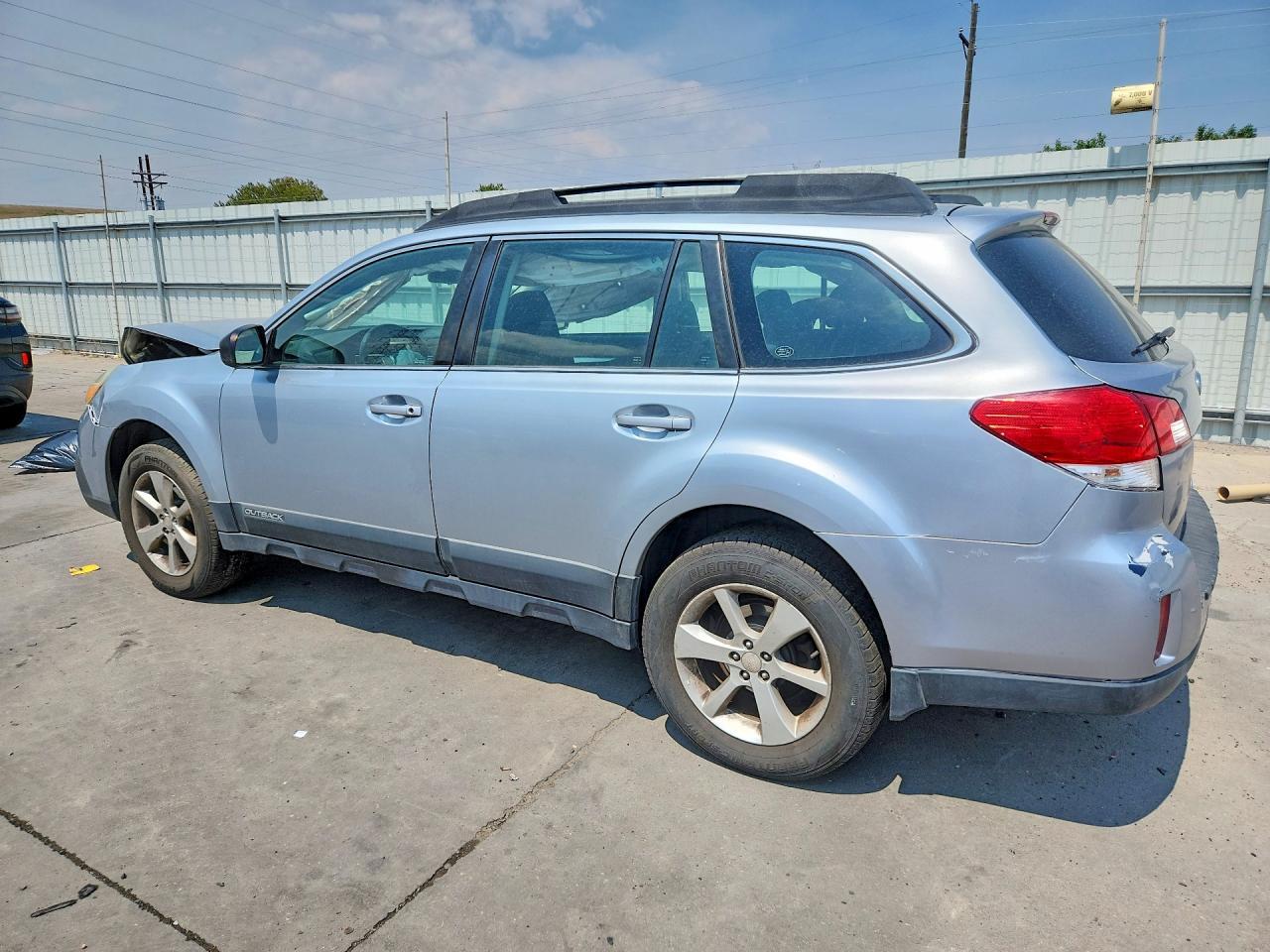2014 Subaru Outback 2.5I - Фото 2