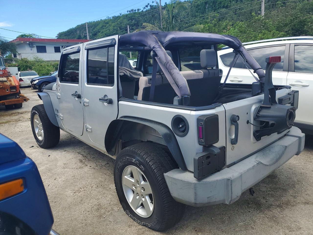 2007 Jeep Wrangler X - Image 2