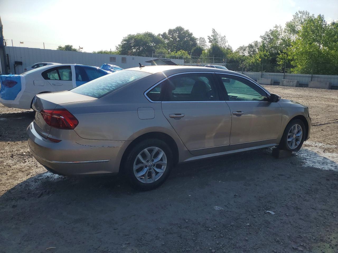2017 Volkswagen Passat S - Image 3