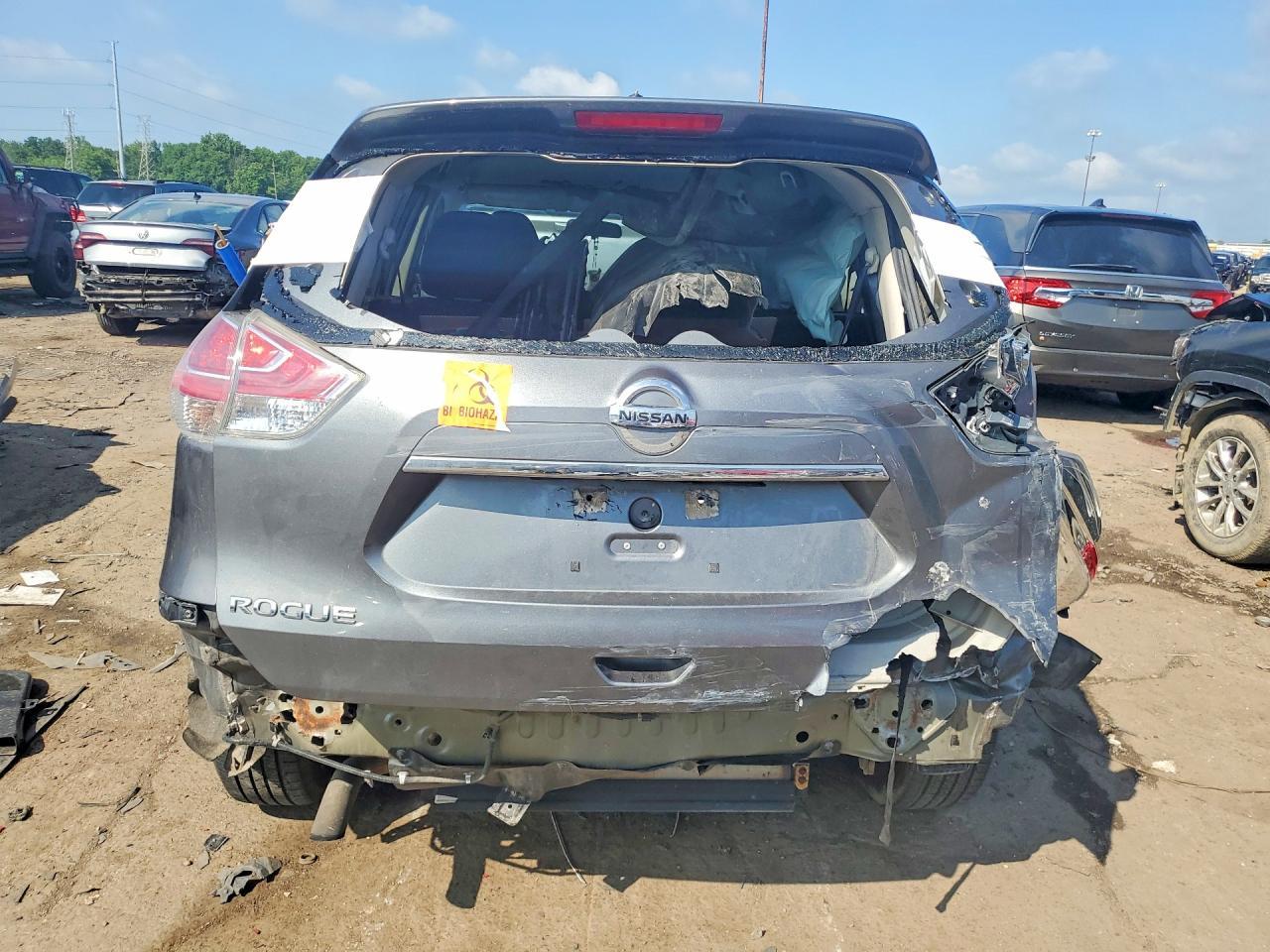 2015 Nissan Rogue S - Фото 6