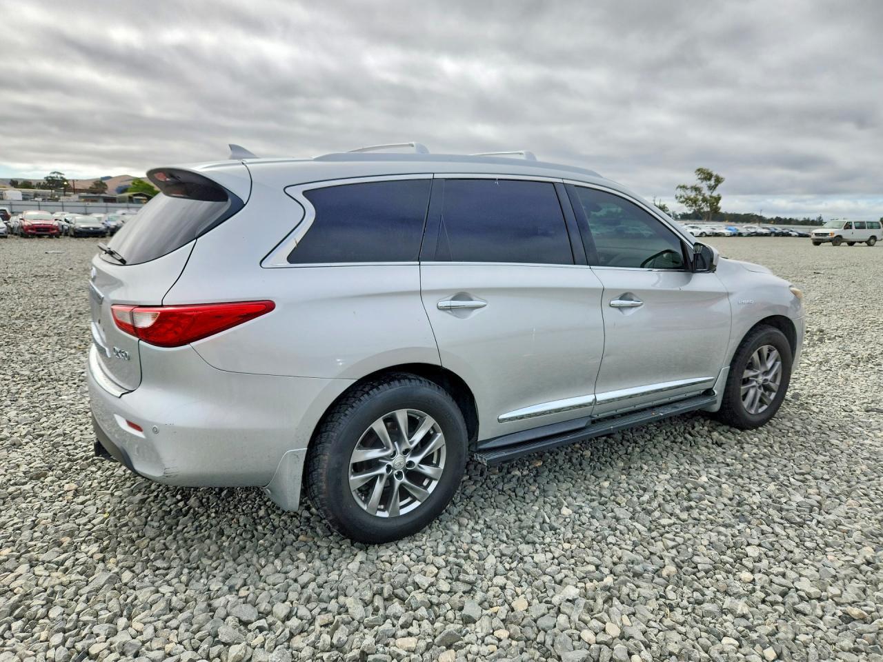 2015 Infiniti Qx60 Hybrid - Image 3