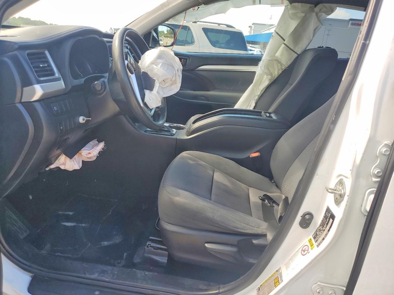 2019 Toyota Highlander Le - Image 7