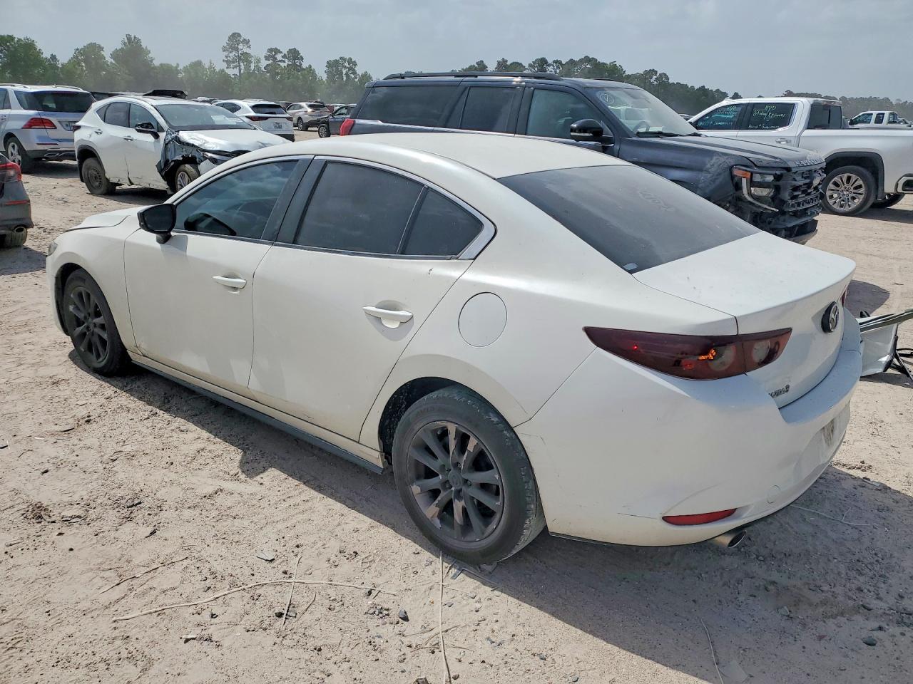 2020 Mazda 3 - Фото 2