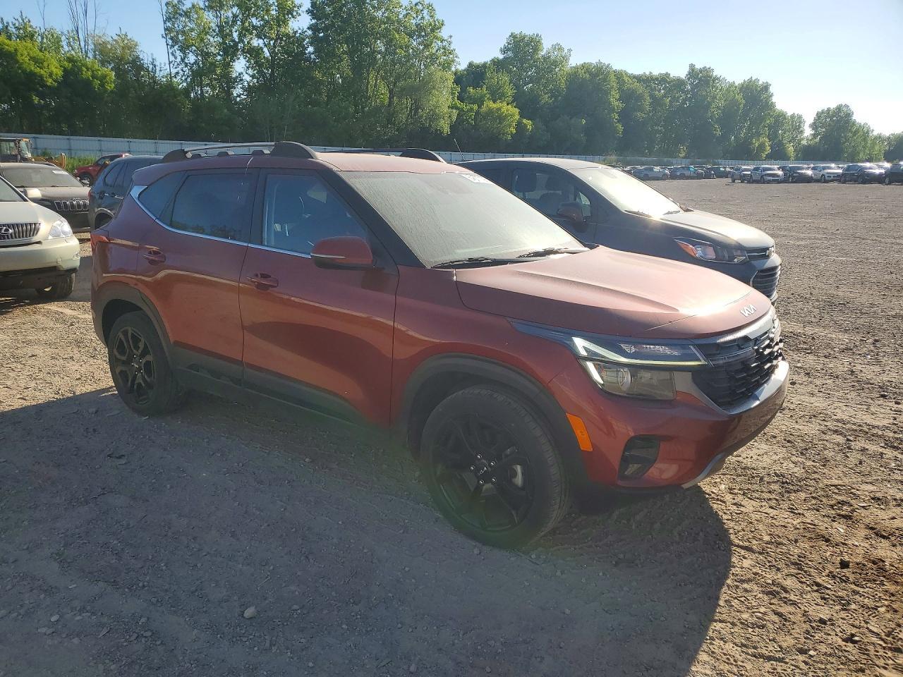 2024 Kia Seltos X Line - Image 4