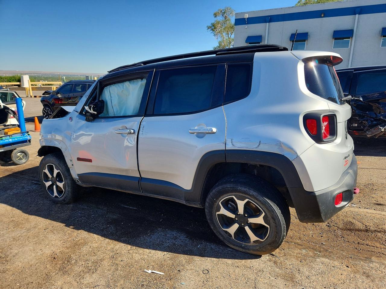 2019 Jeep Renegade Trailhawk - Image 2