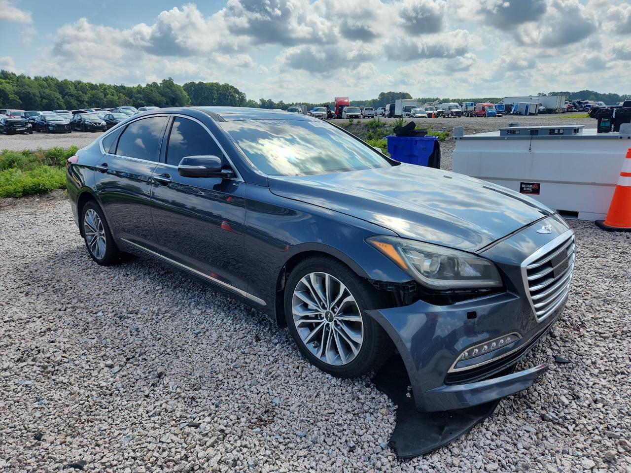2017 Genesis G80 3.8 - Image 4