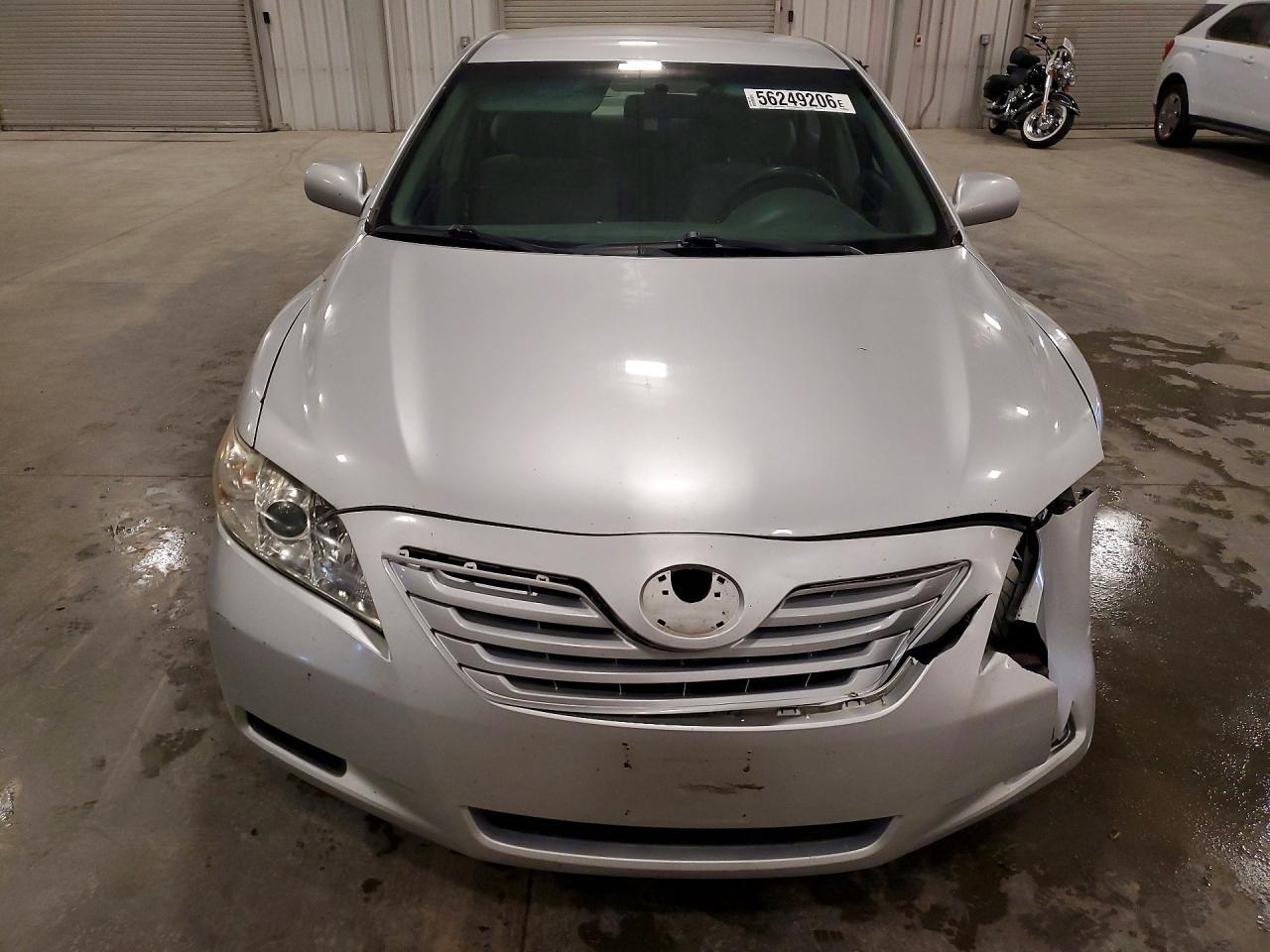 2009 Toyota Camry Le - Фото 5
