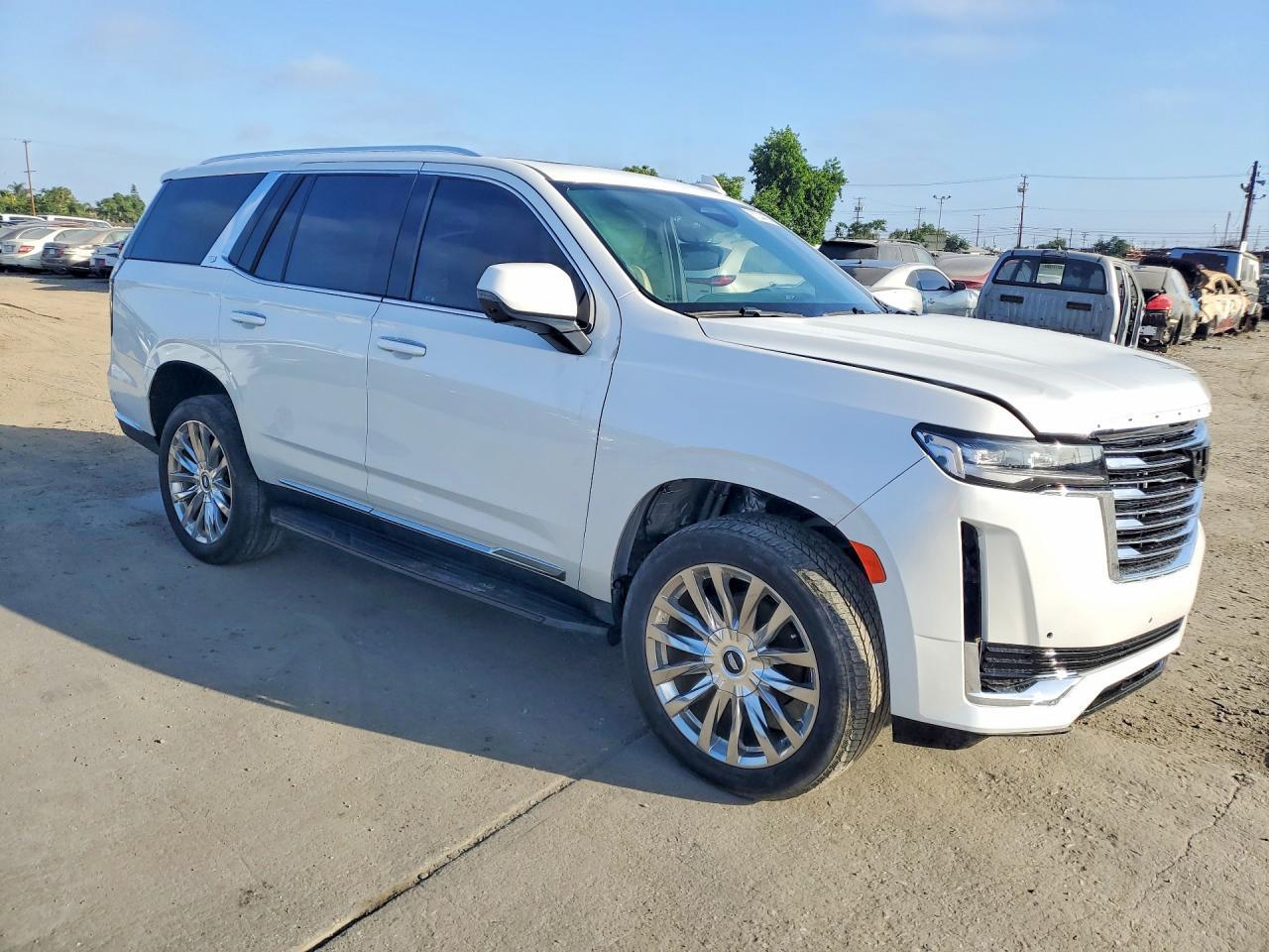 2021 Cadillac Escalade Premium Luxury - Image 4