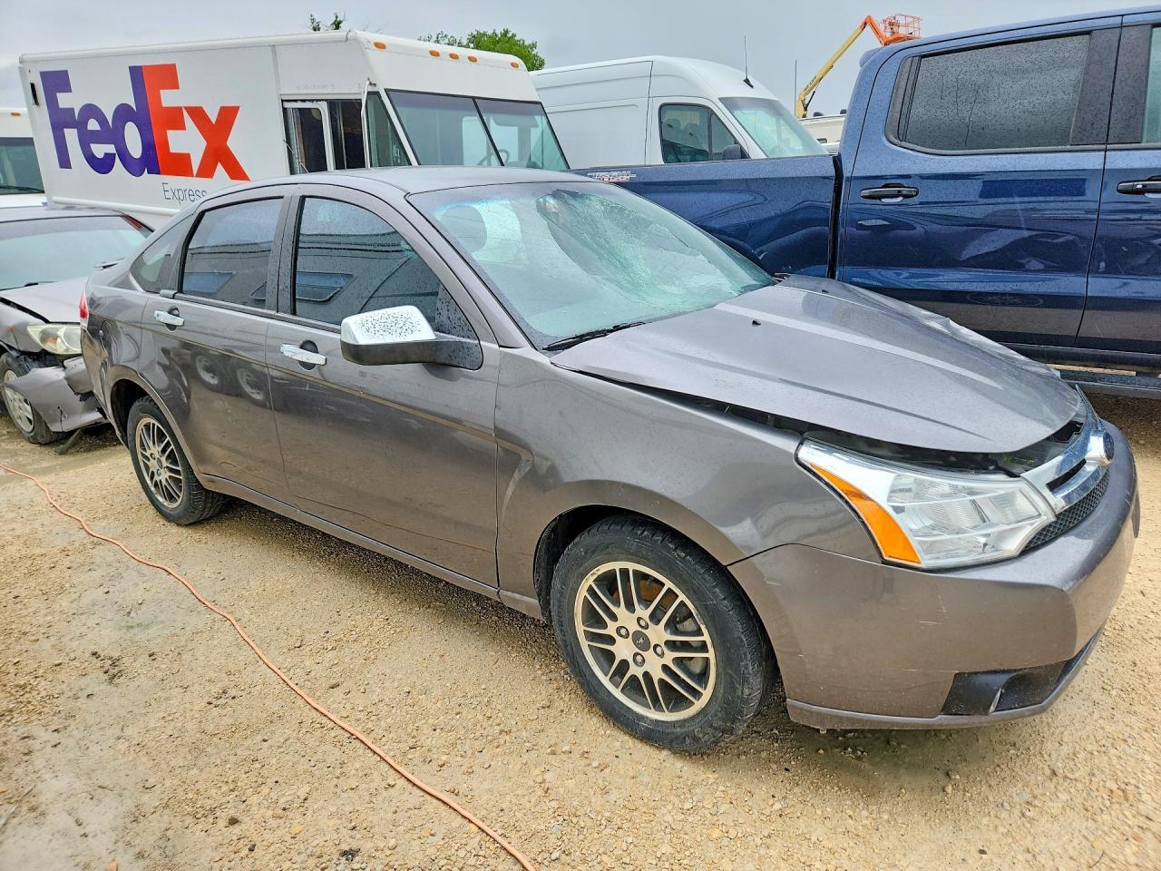 2010 Ford Focus Se - Фото 4