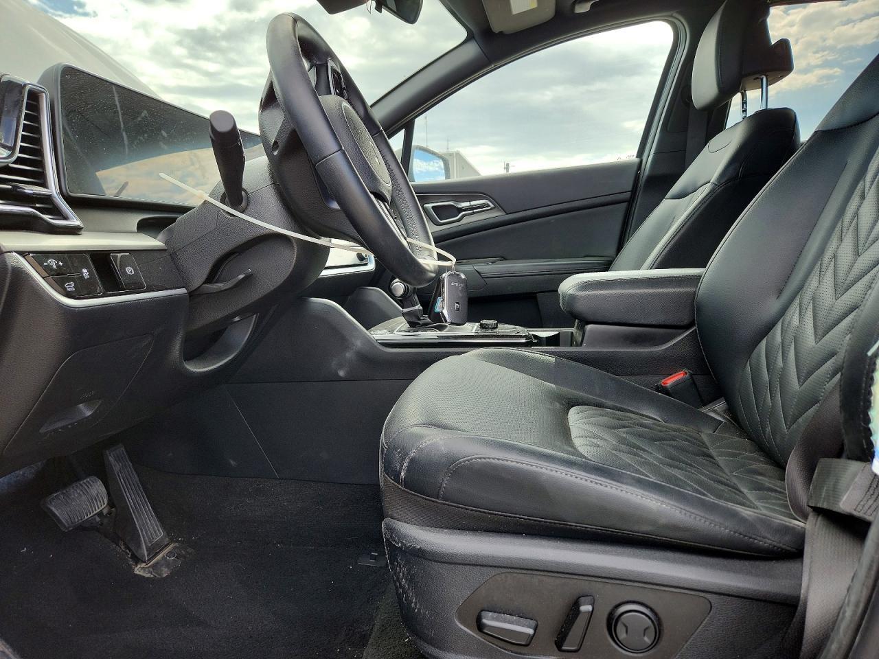 2024 Kia Sportage X Line - Image 7